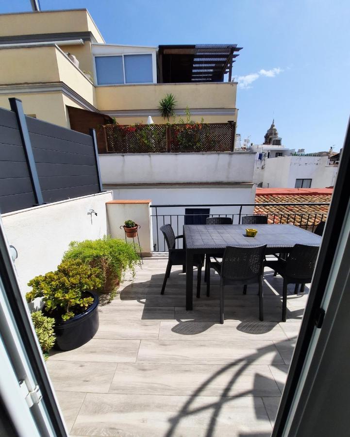 Apartaco Apartamentos Sitges Exteriör bild